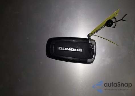 2023 Ford Bronco Badlands z USA, uszkodzony, nr VIN 1FMEE5DP1PLB49100